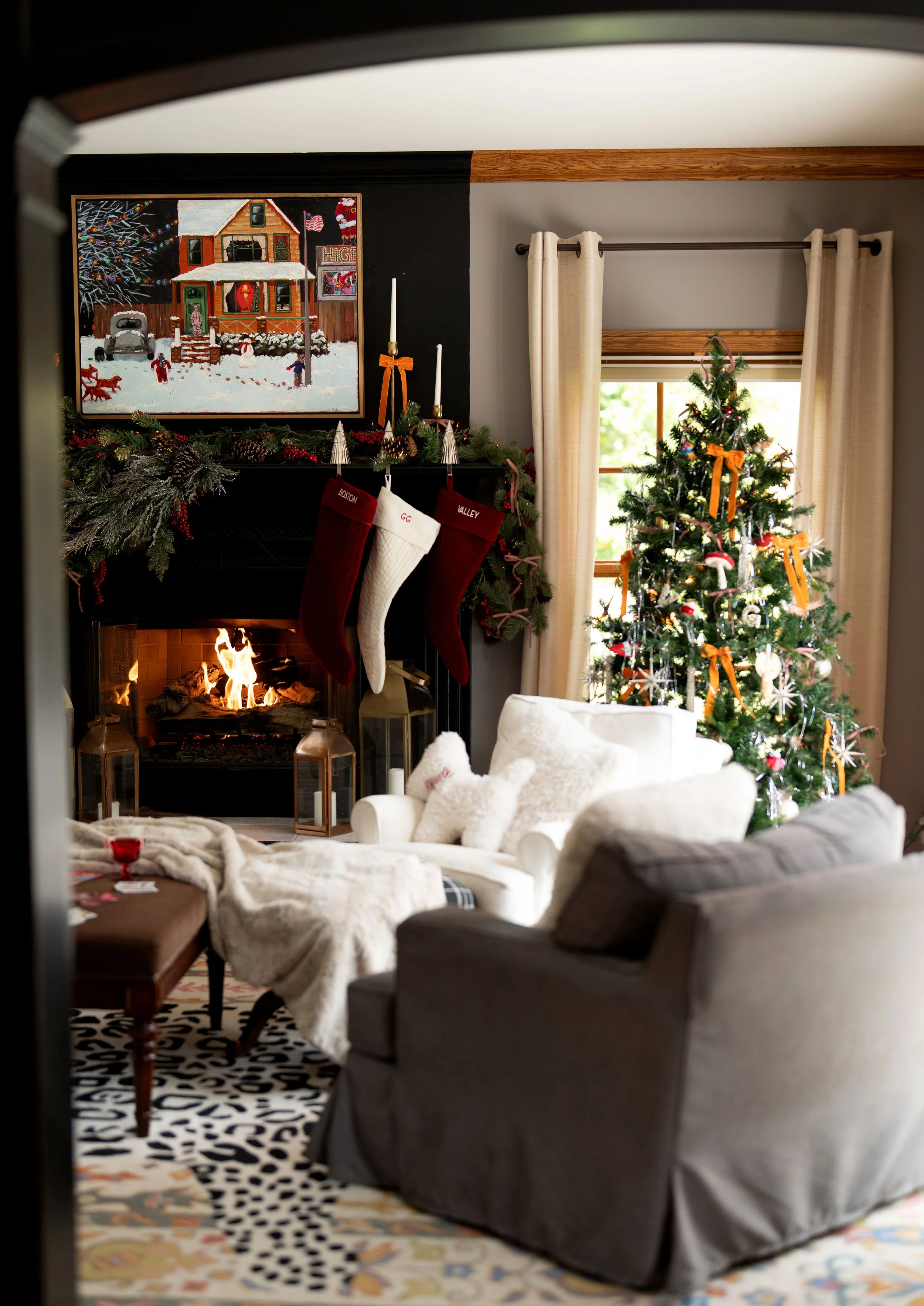 orange-christmas-decor.jpg
