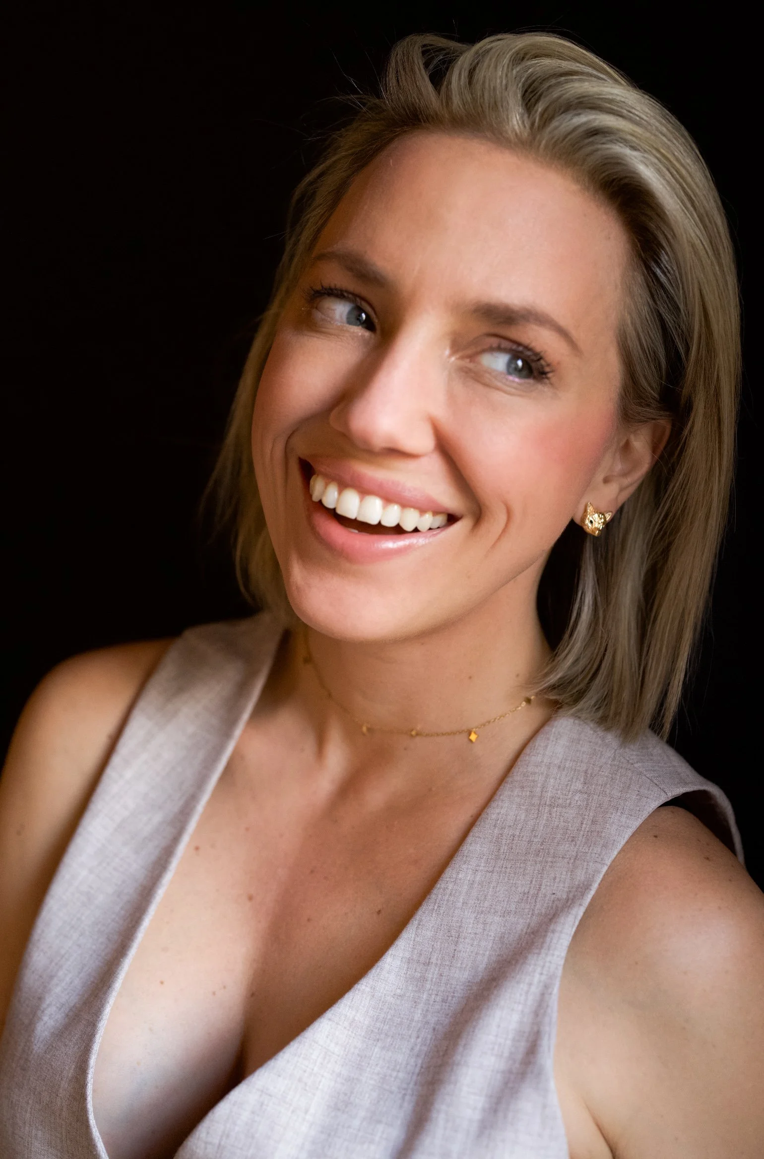 Fox at the Fence 3.JPG