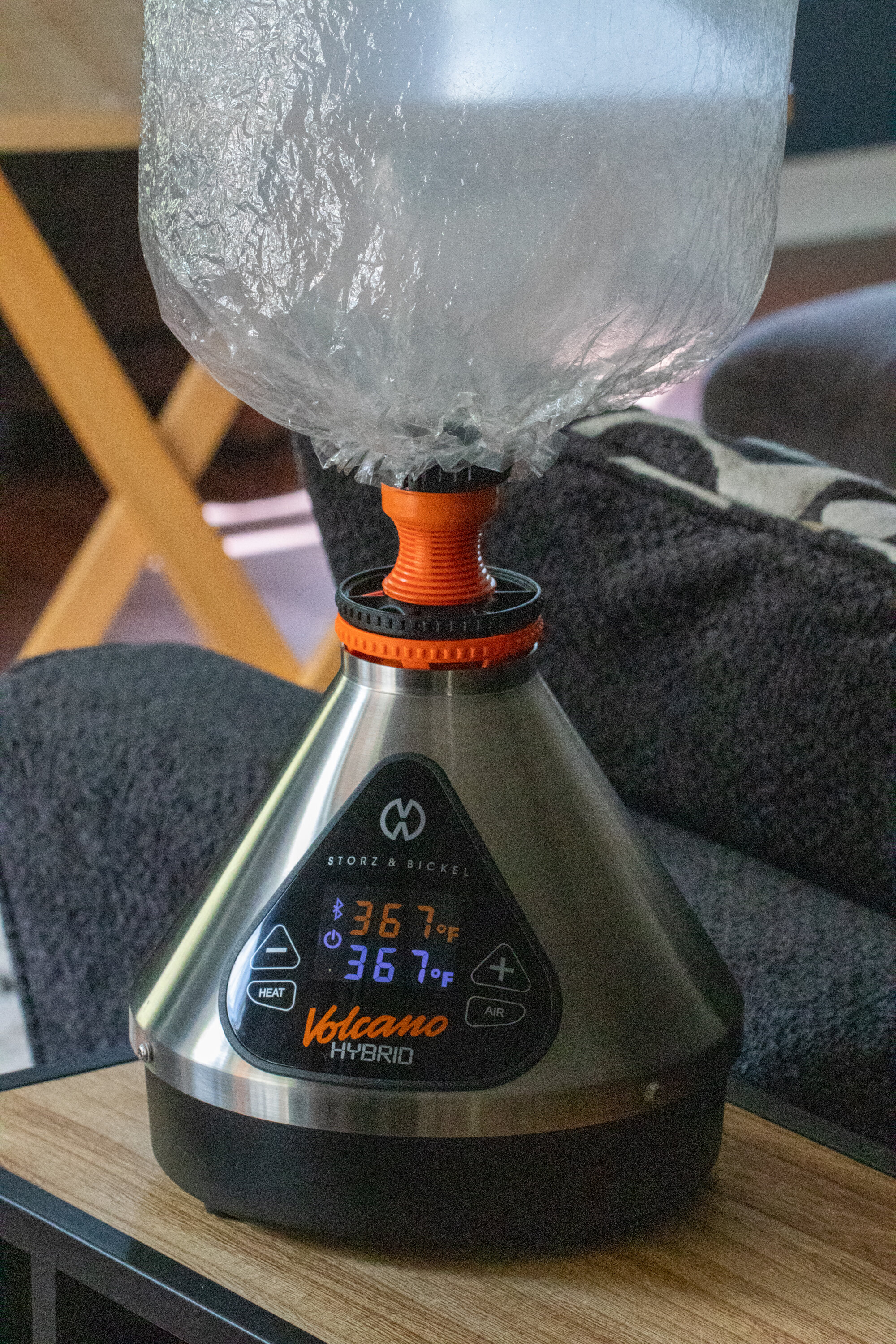 Volcano Desktop Vaporizer with Bag Attachment