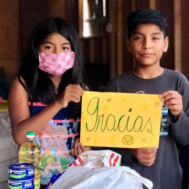 We are so thankful that we've been able to deliver two rounds of canastas (food baskets) to the students of our school. With the help for our followers and friends, we've been able to feed 320 families and are preparing ourselves for the third delive