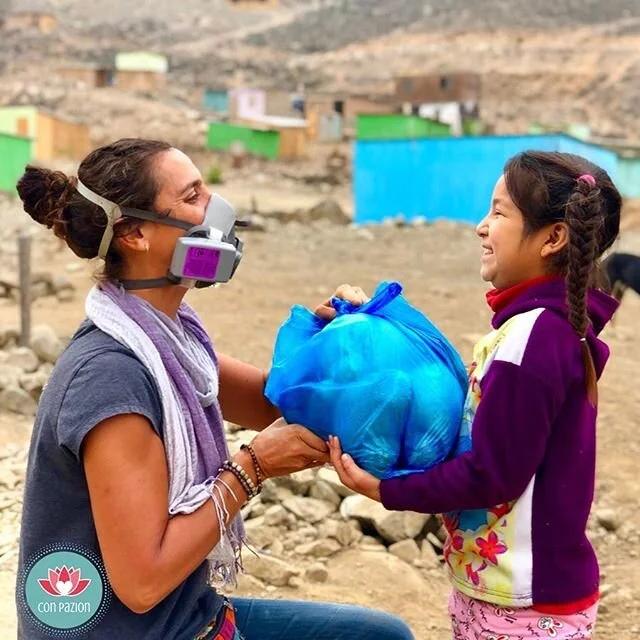 Yay! On Friday, we were able to deliver the third round of canastas to our 620 students from the school. ✨ We want to thank everyone who contributed to this initiative. We couldn't have done this without your donations, support, sweet and encouraging