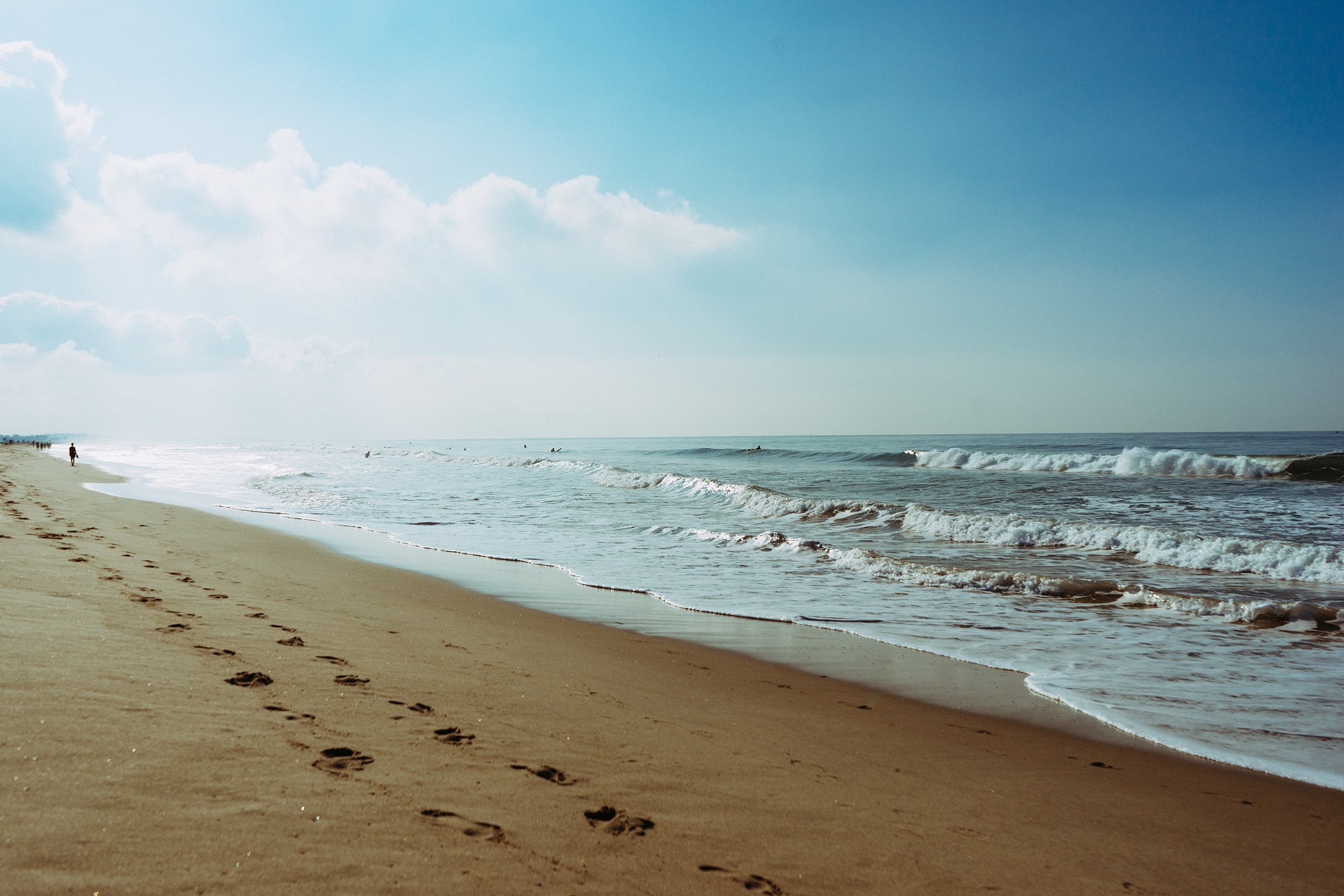 beach-footprint-salt-water-5342.jpg