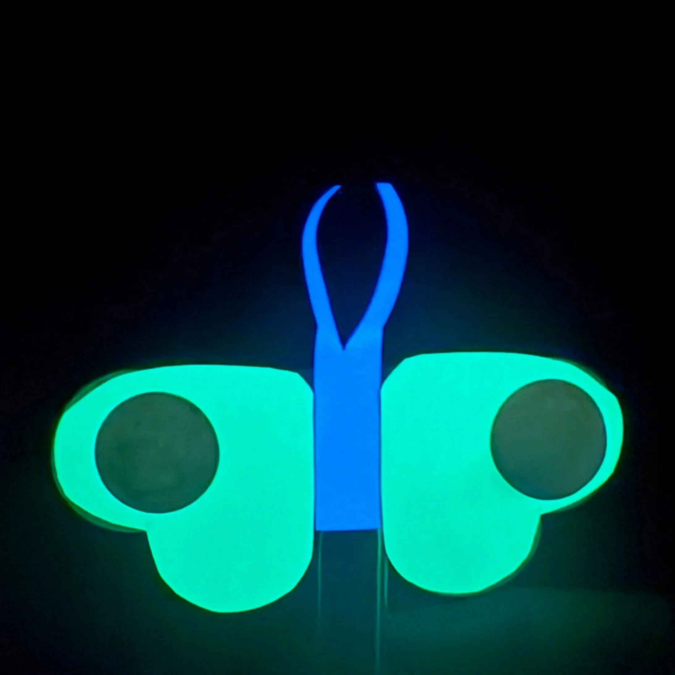 Glow-Wing