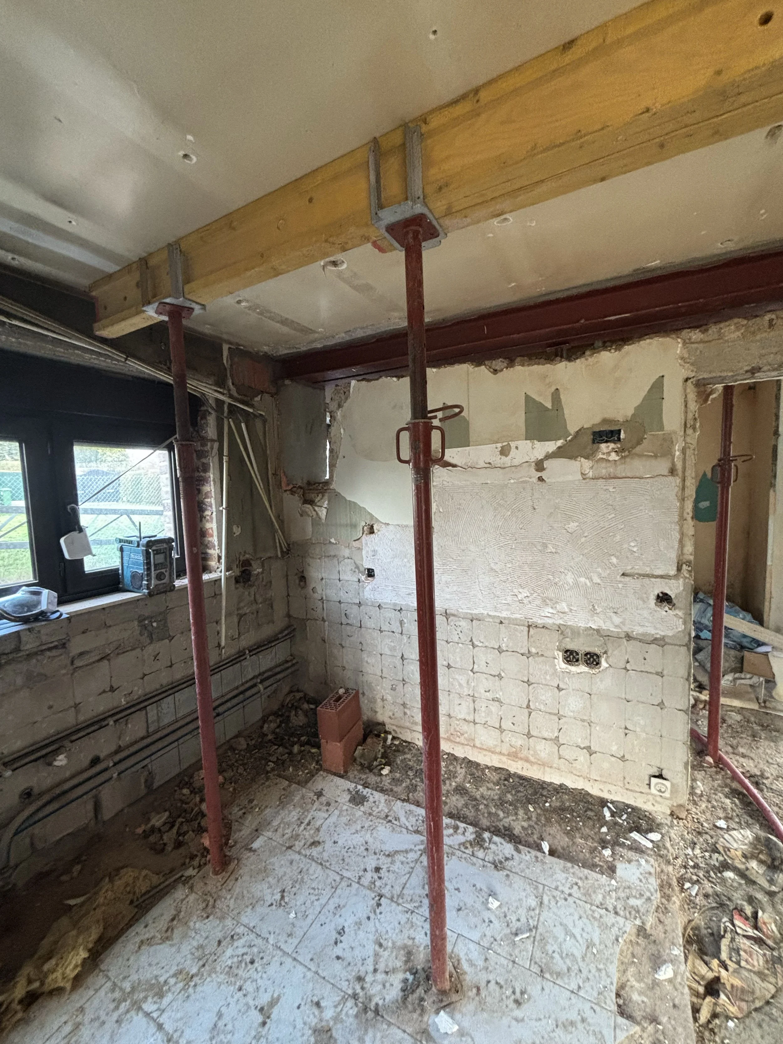 Affligem_totale-renovatie_structuur_stutten-portieken_4 kopie.jpg