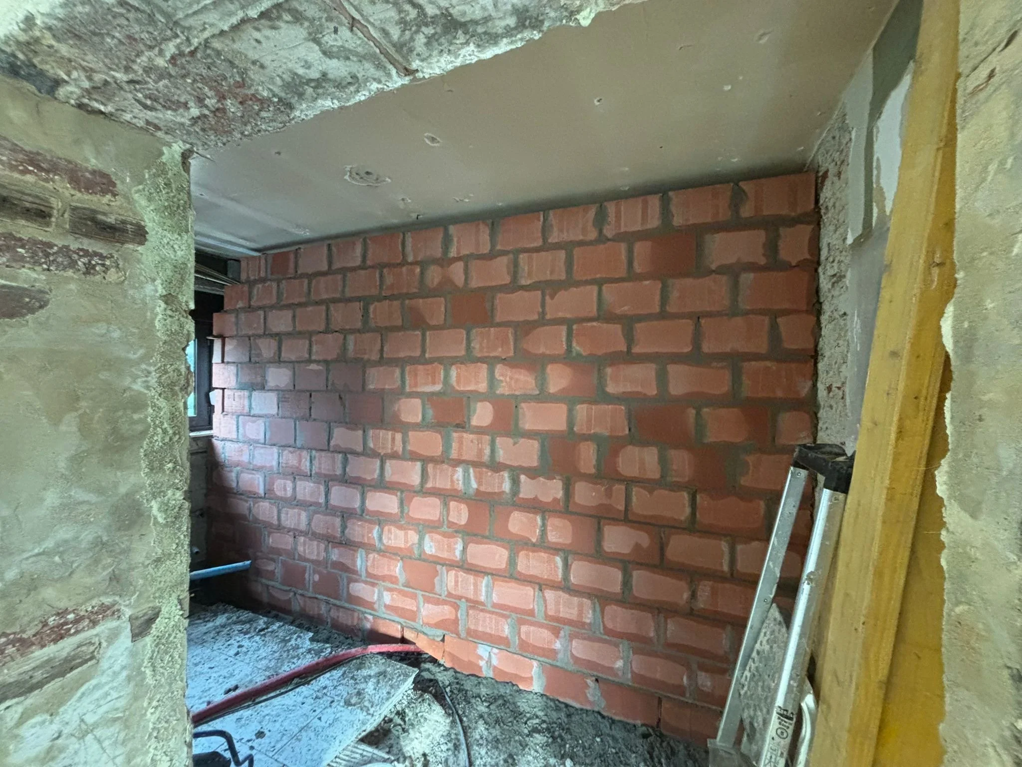 Affligem_totale-renovatie_metselwerk_binnenruimte_structuur_11.JPG