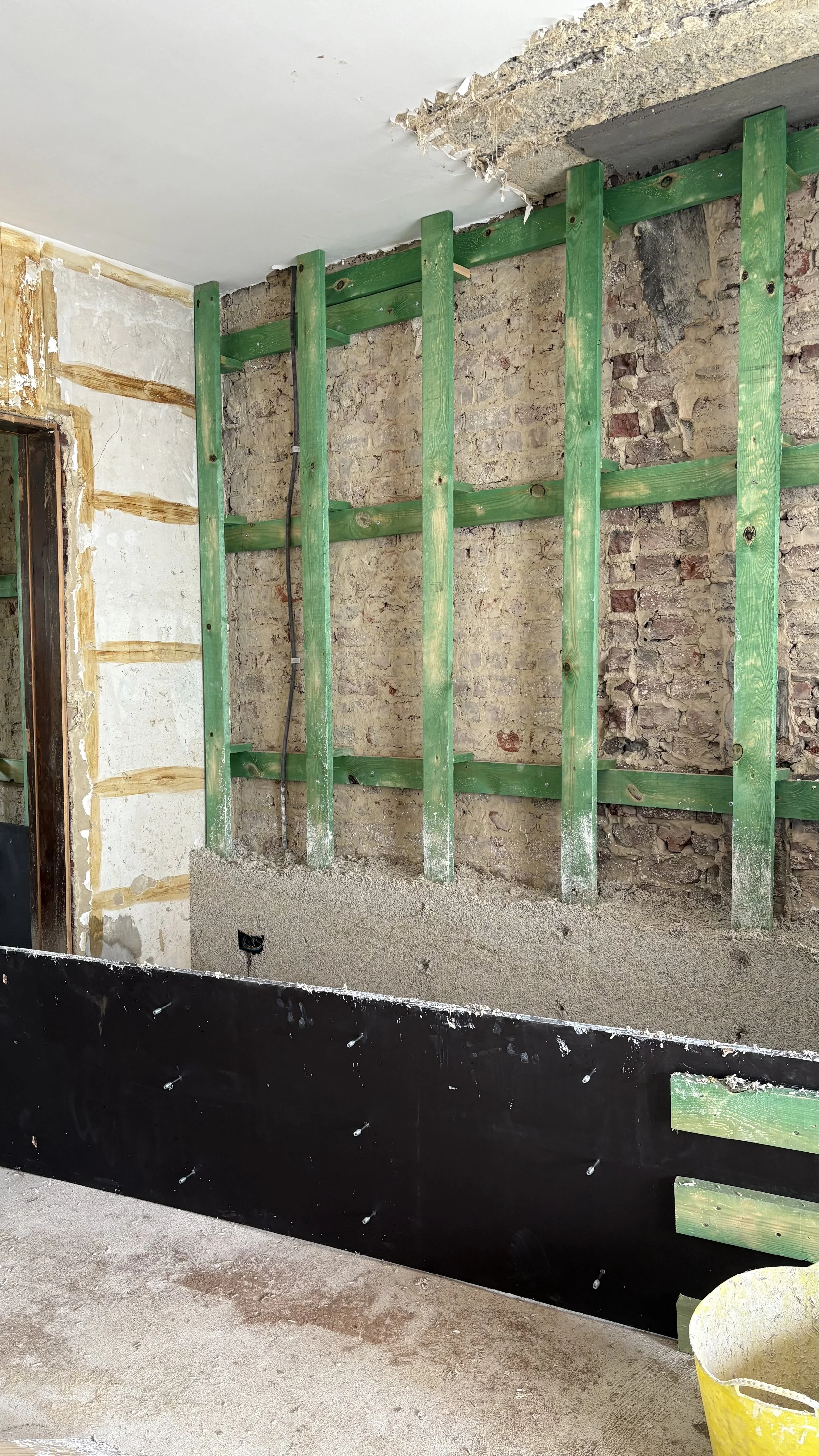 kalkhennep_isolatie_binnenmuur_ecologische_renovatie_marimar_bv_12.jpeg
