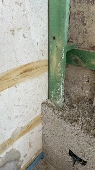 kalkhennep_isolatie_binnenmuur_ecologische_renovatie_marimar_bv_1.jpeg