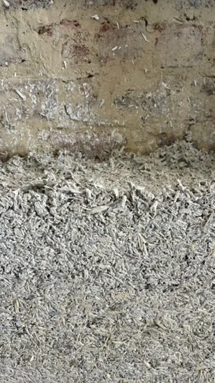 kalkhennep_isolatie_binnenmuur_ecologische_renovatie_marimar_bv_4.jpeg