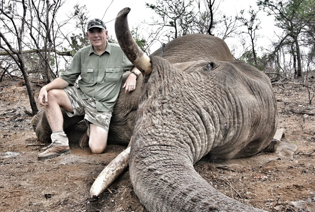 hunt in africa- Dangerous game61.png