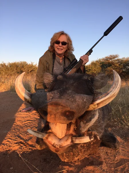 HUNT IN AFRICA PG51.jpg