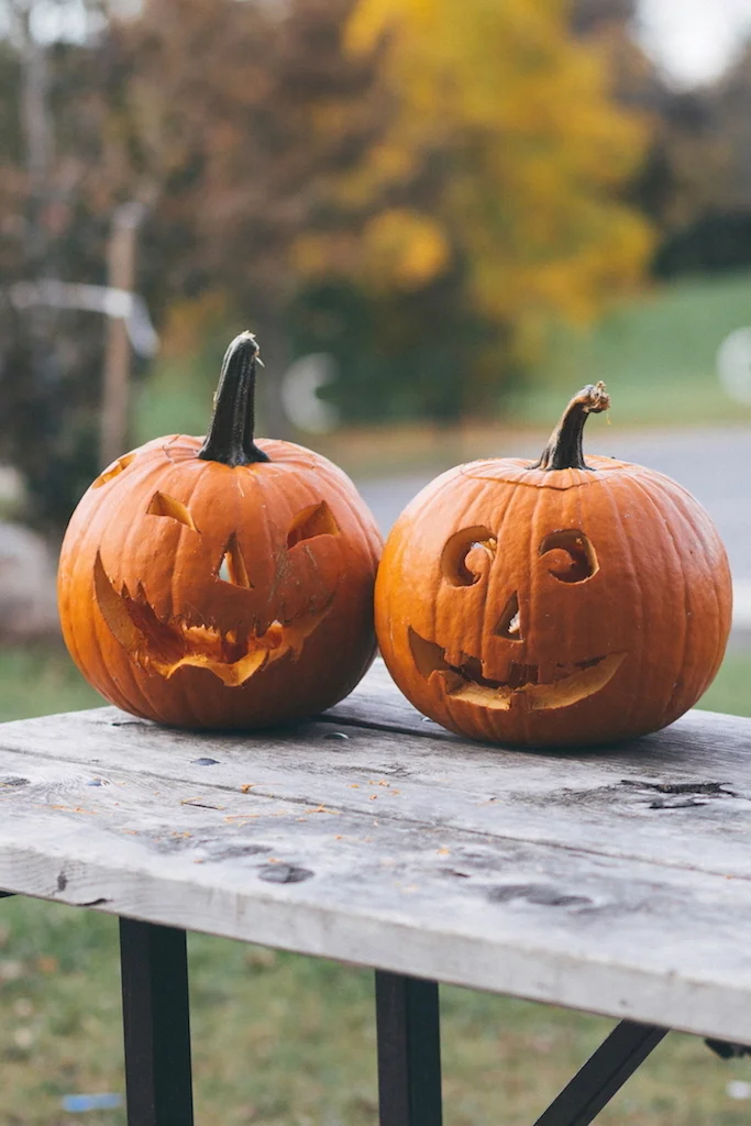 aidan-pumkin-deco.jpg