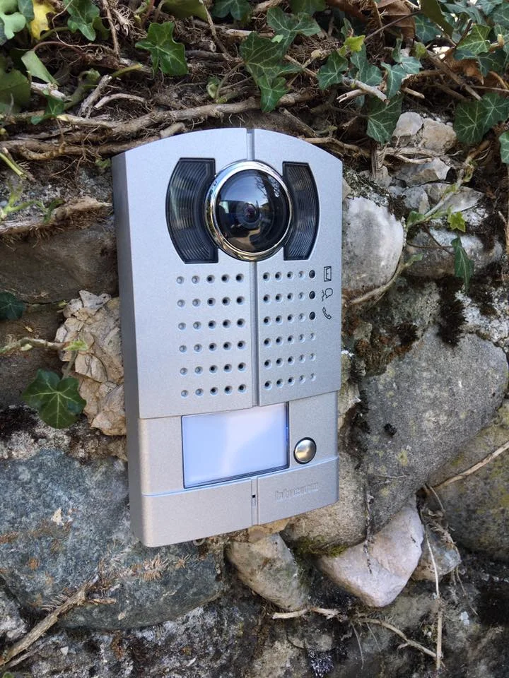 intercom.jpg