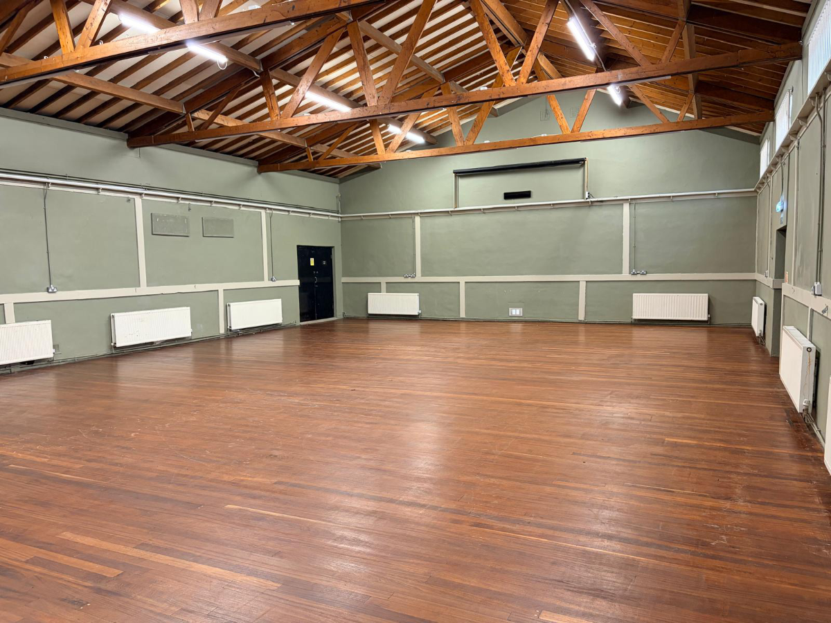 CWRFC Hall Hire_6_empty_hall_1200px.png