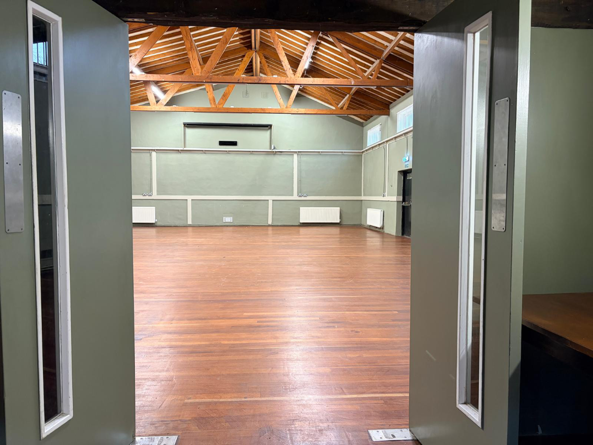 CWRFC Hall Hire_7_empty_hall_1200px.png