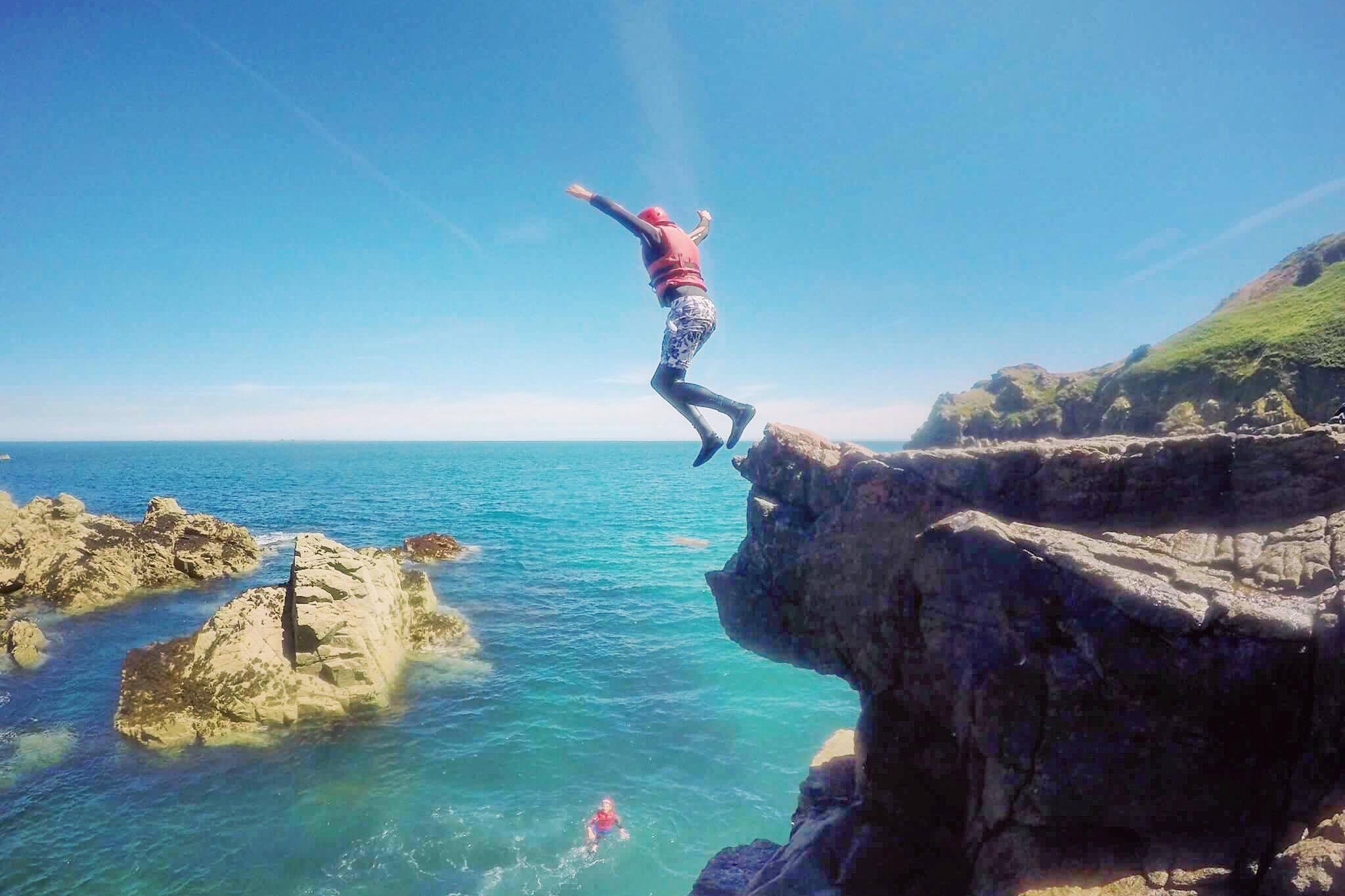 Coasteering Absolute Adventures Jersey2.jpg