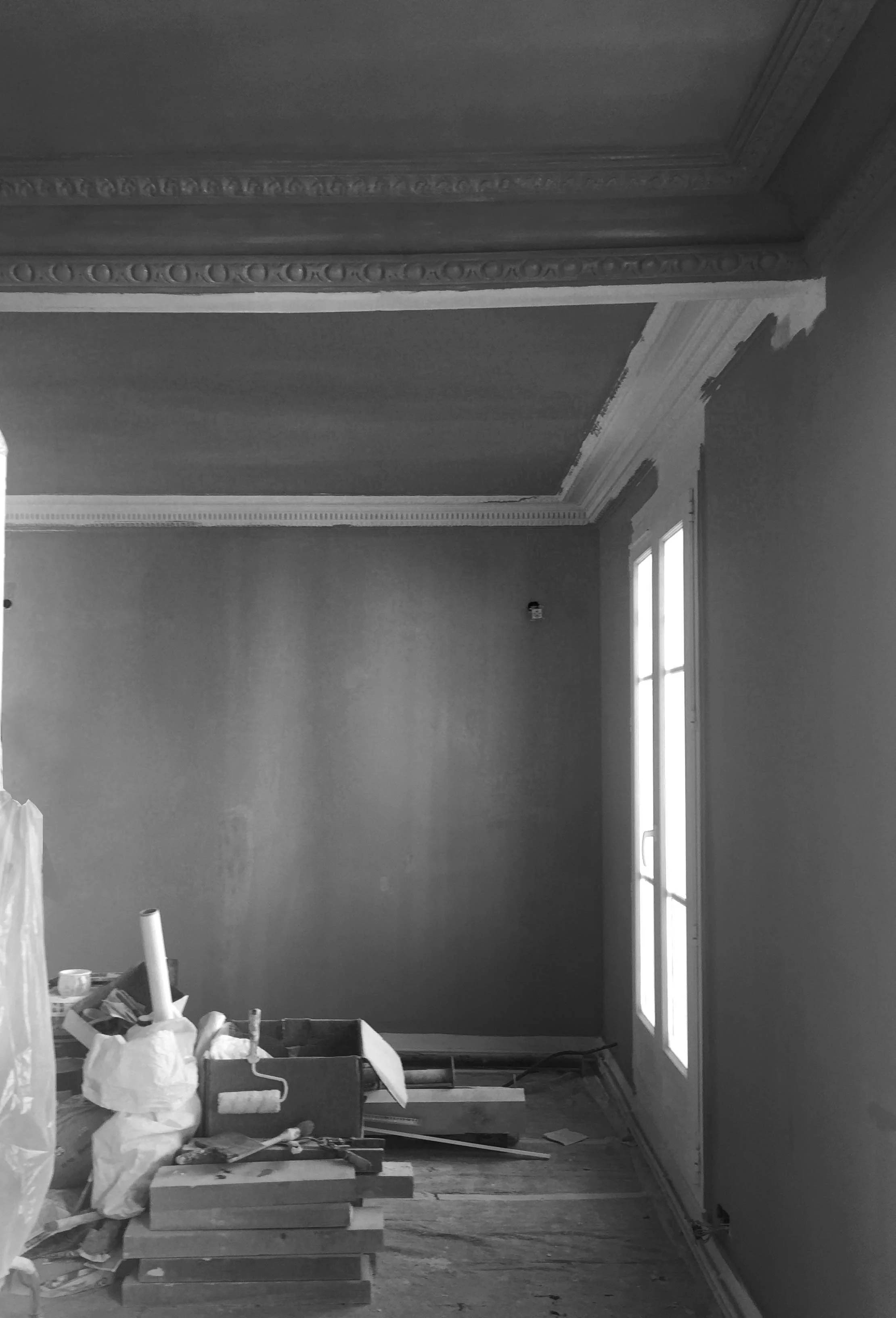 Moure_Studio_COURONNE_design_Paris (1)_n&b.jpg