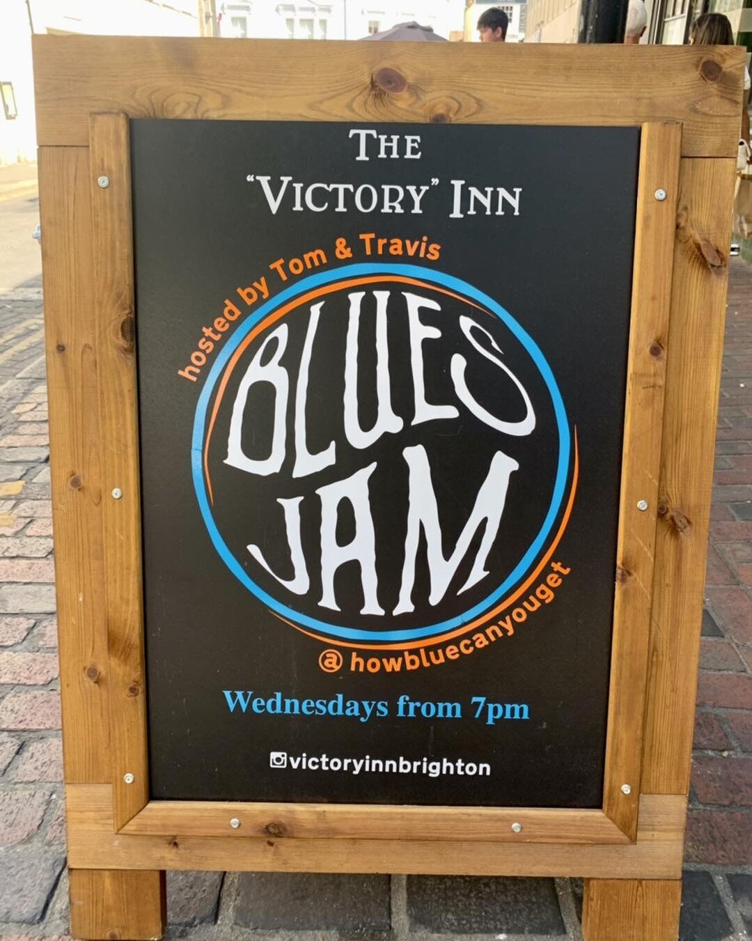 We&rsquo;ve got a smart new A-board and of course it&rsquo;s advertising our famous blues night! @howbluecanyouget 

On every Wednesday from 7pm for you to come in and play or watch and enjoy! 

As per usual, there&rsquo;ll be a full backline for you