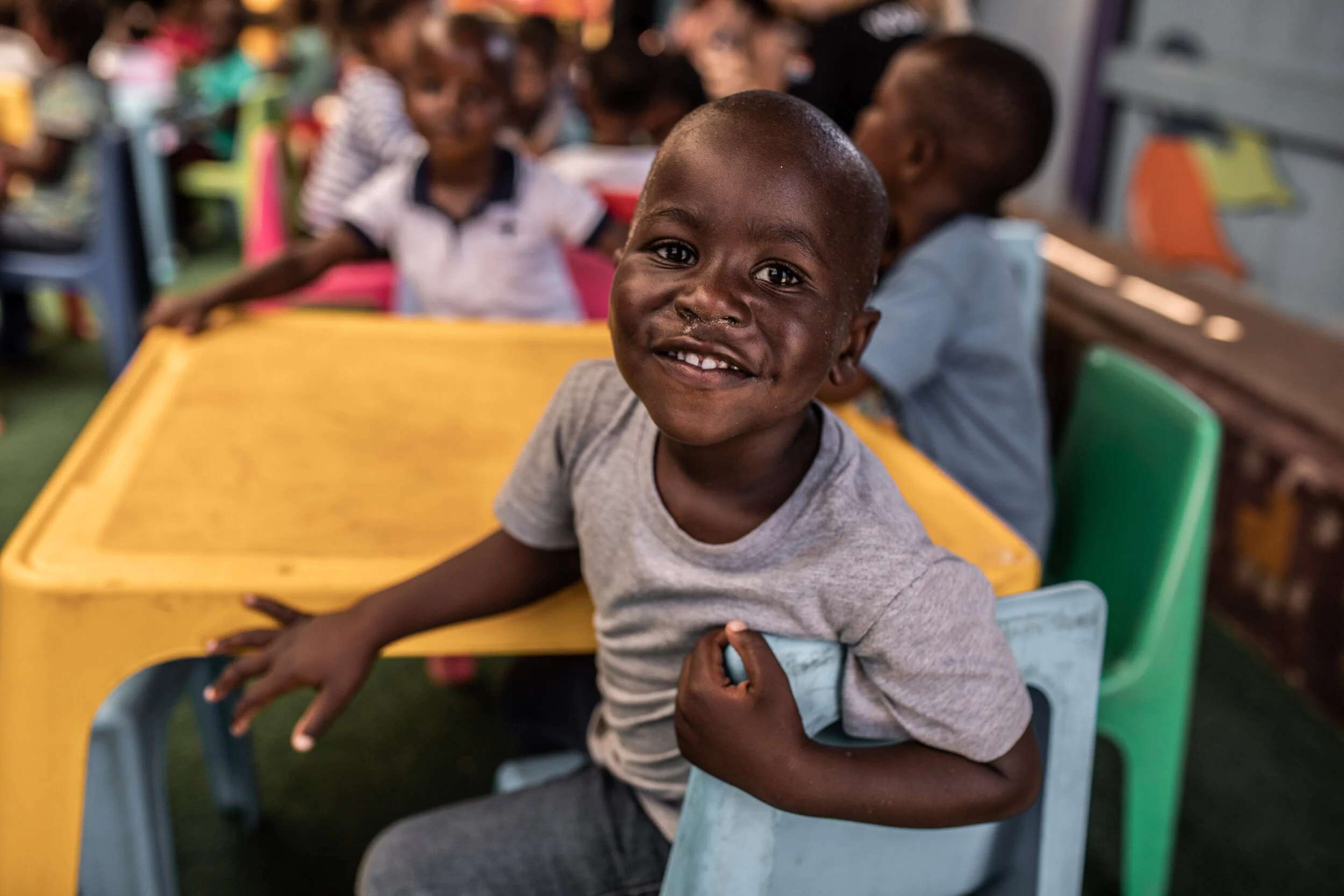 fotograf-reportage-berlin-kapstadt-township-dokumentation-kids-social-helgeroeske_gallerie6