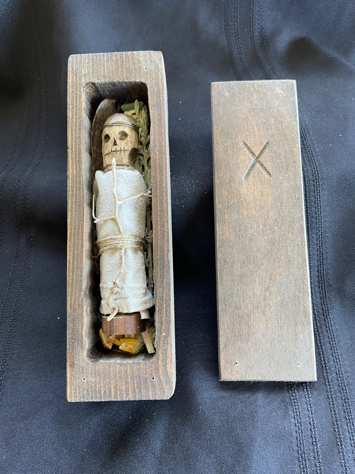 Coffin/Casket for Fetish Occult Voodoo Witchcraft 020