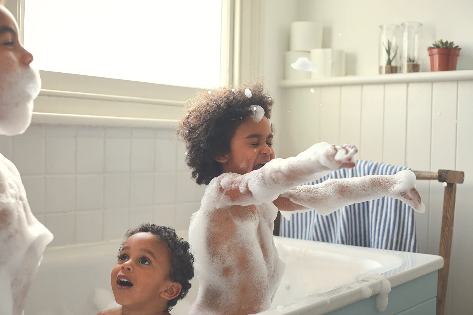 Bathroom-0102_CMYK.jpg
