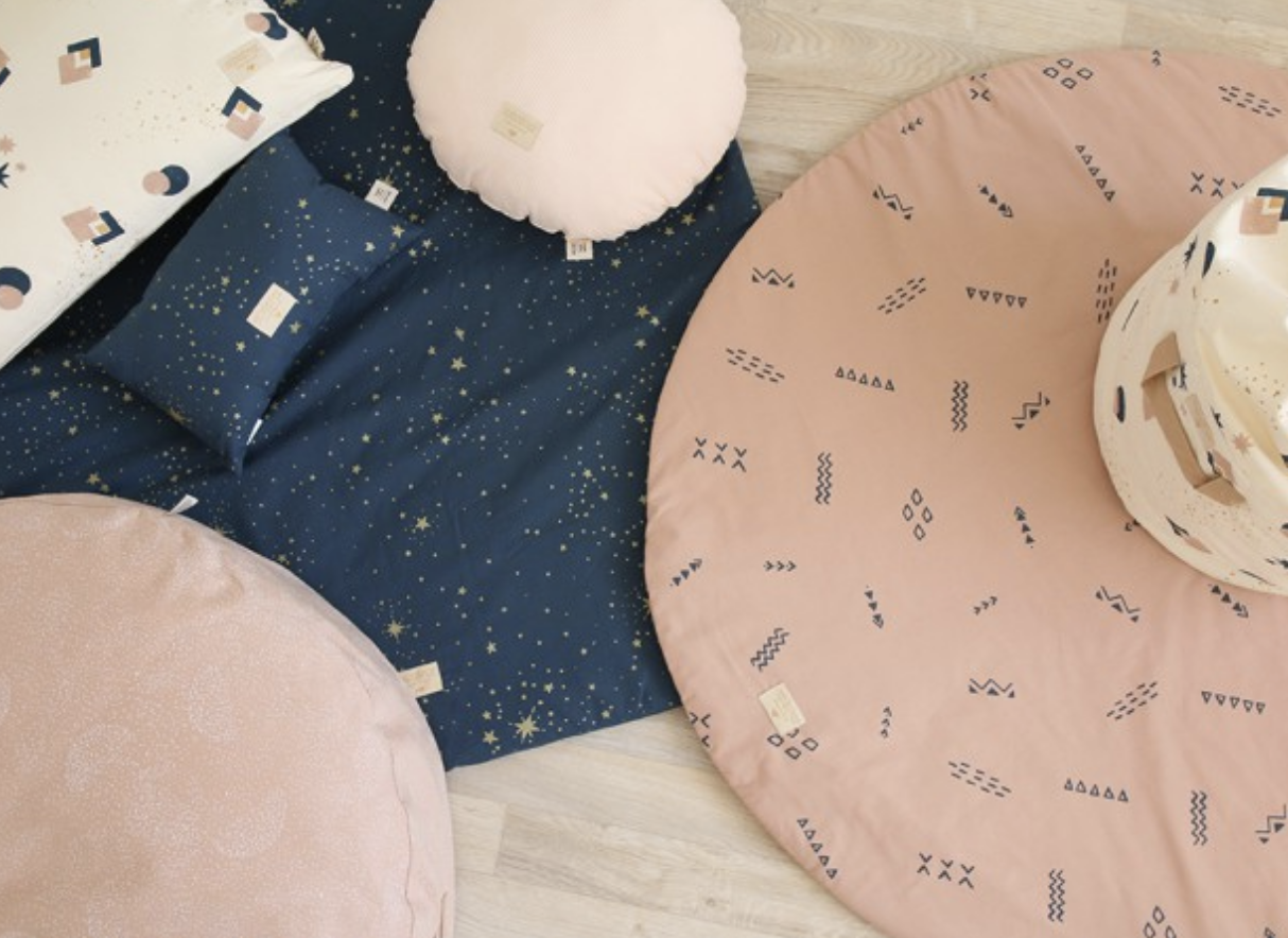 Newton Round cushion - Credit photo : Nobodinoz