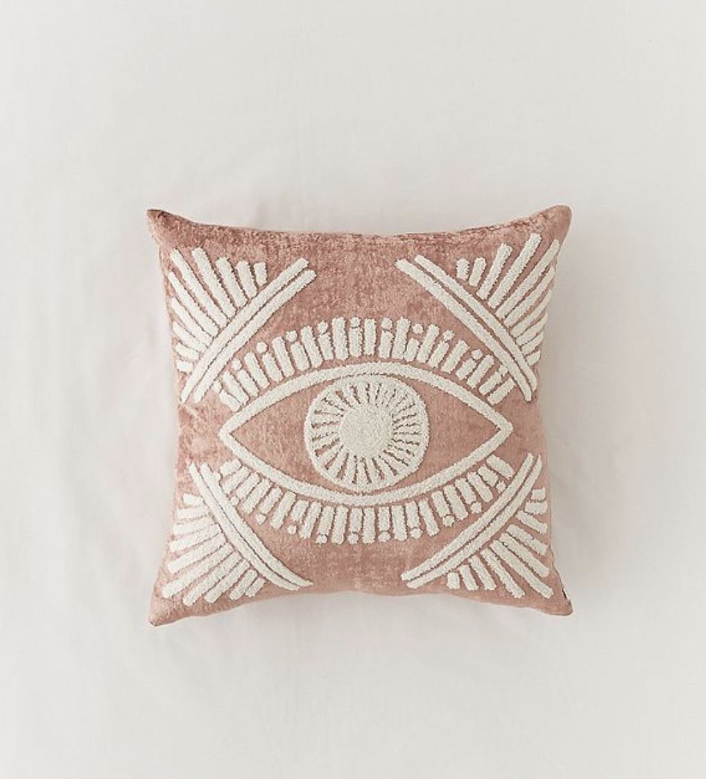 velvet_pillow.jpeg