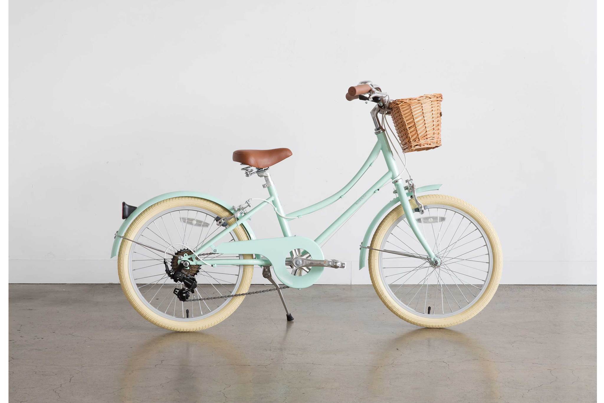 The pastel green Gingersnap bike by Bobbin .