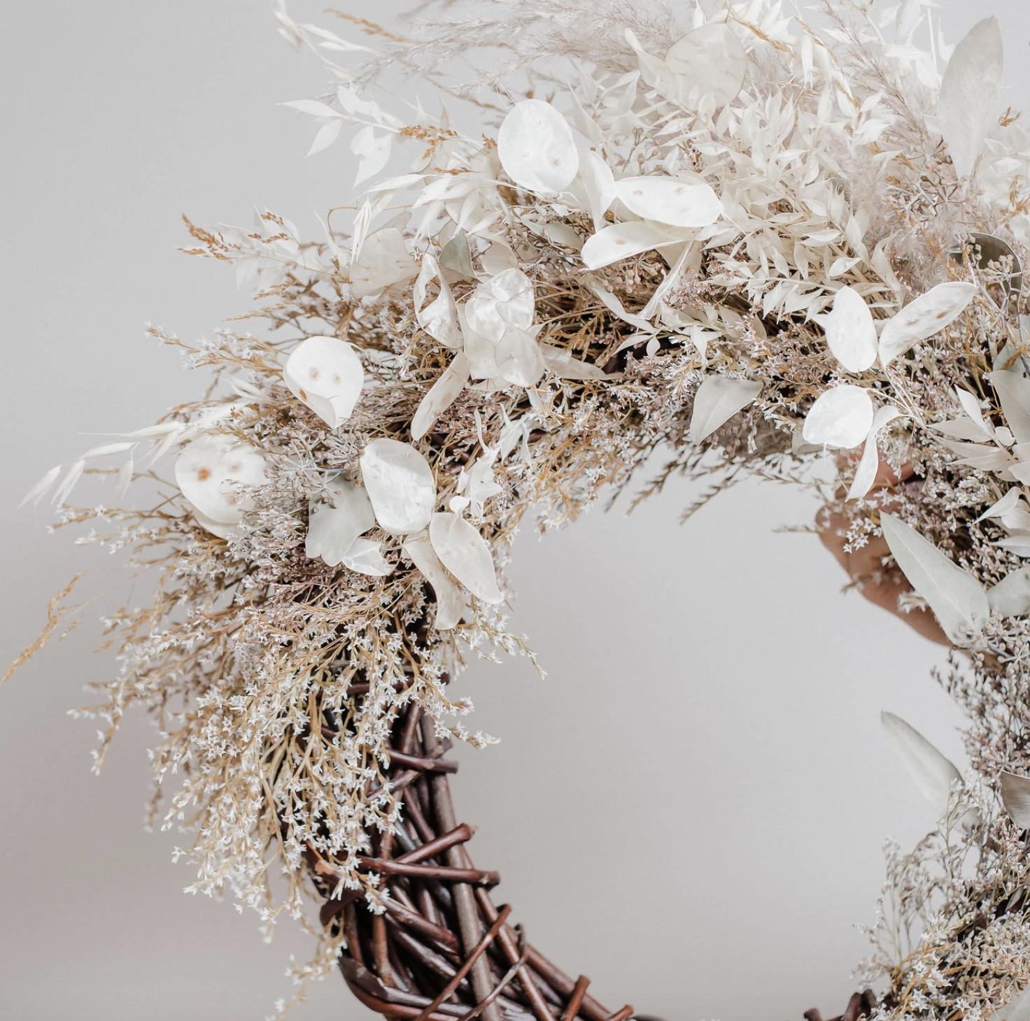   Silver Grey Sea Spray Dried Floral Wreath  by  Travelling Basket.  