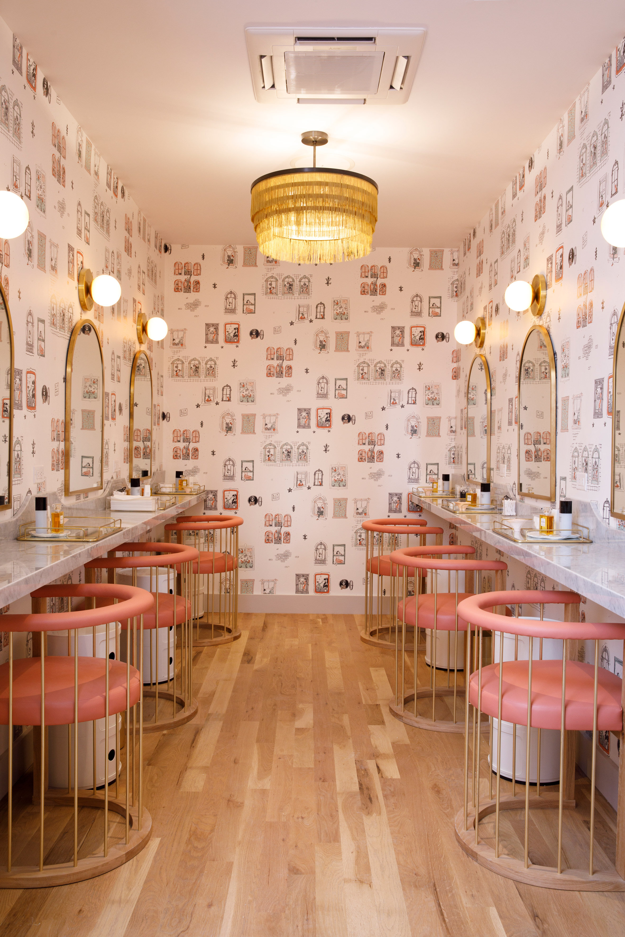 the-wing-women-only-co-working-members-club-soho-new-york_dezeen_2364_col_6.jpeg