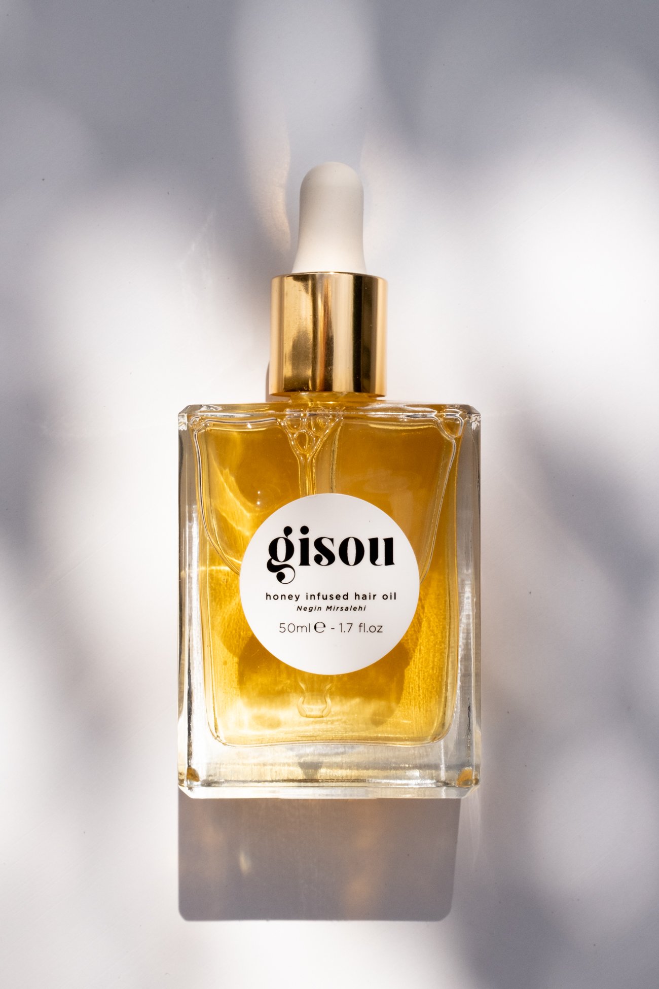 Gisou-Honey-Infused-Hair-Oil-Is-Gisou-worth-the-hype-1.jpg