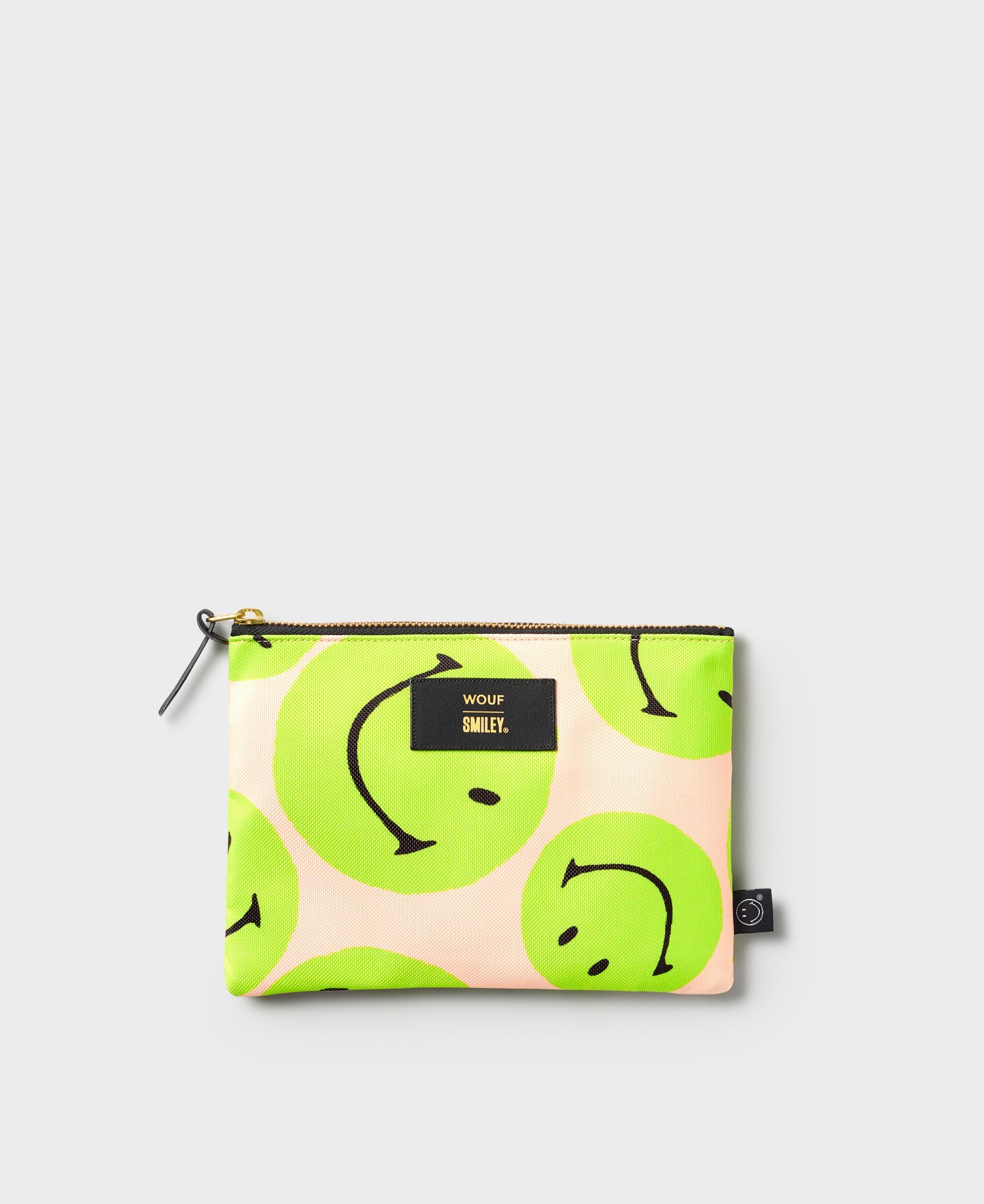 WOUF-ML230009-Pouch-Smiley-Front_l.jpg