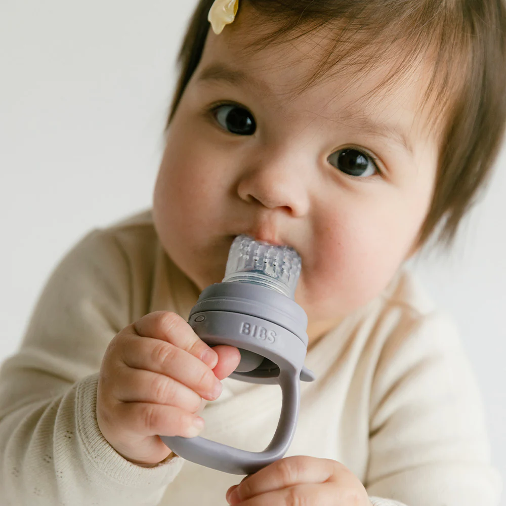  Discover the best summer essentials for babies! From breathable outfits to sun-safe gear, find everything you need to keep your little one cool, comfy, and protected for beach days, park strolls, and backyard fun. 