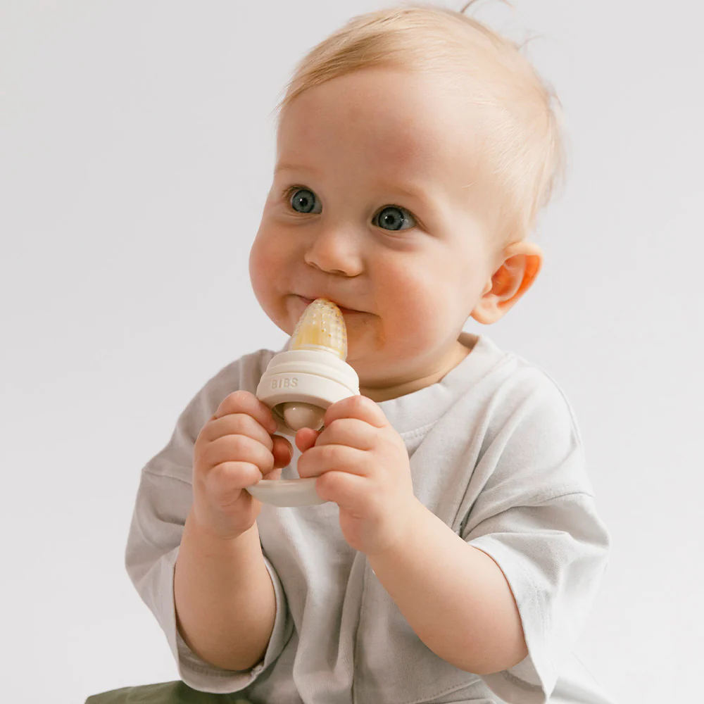  Discover the best summer essentials for babies! From breathable outfits to sun-safe gear, find everything you need to keep your little one cool, comfy, and protected for beach days, park strolls, and backyard fun. 
