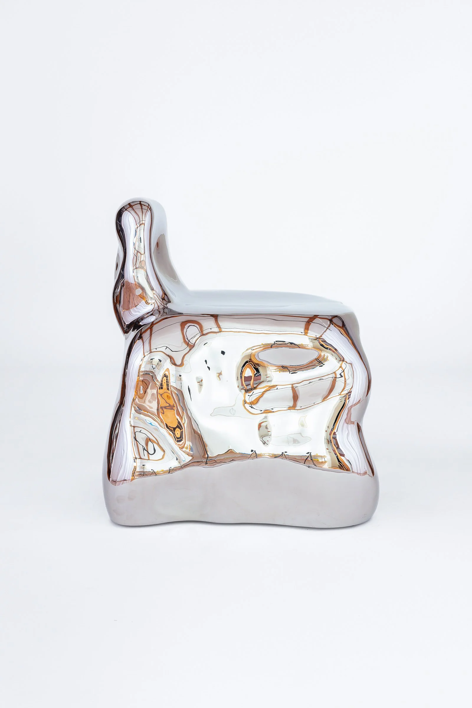 n-a-w-a.com-nawa_surface-chair_02.jpg