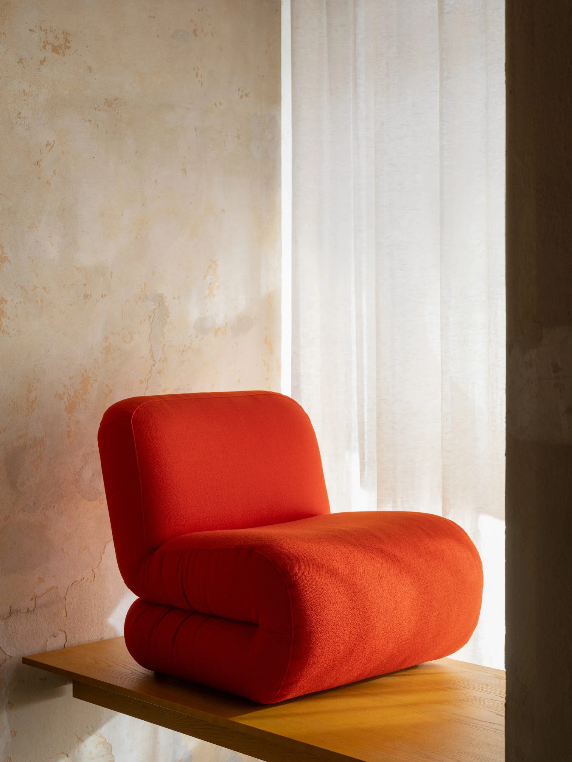 Note Design Studio's new Copenhagen space in Kay Fisker’s Prinsessegården, showcasing Scandinavian interiors and modernist architecture.