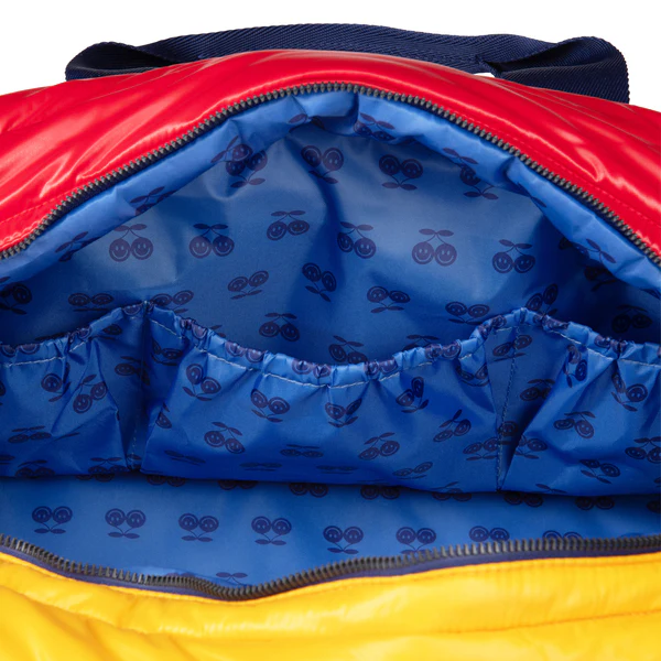 WeekendBag_inside_78780868-c60e-43df-85ba-d267e99c6659.jpg