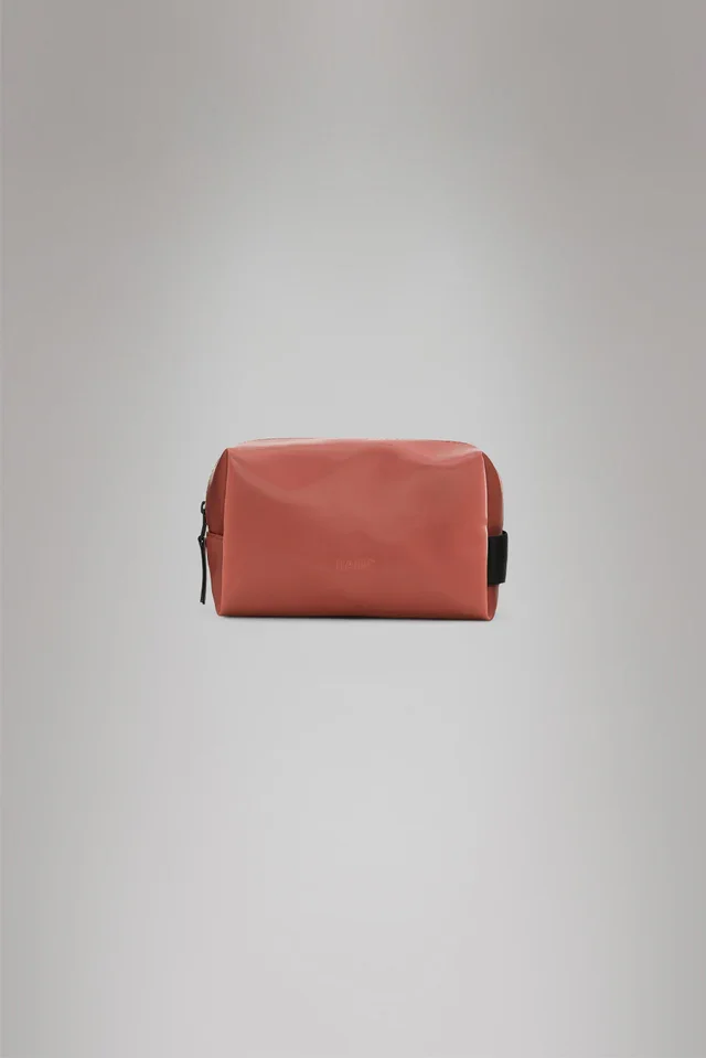 rains-small-toiletries-bag.webp