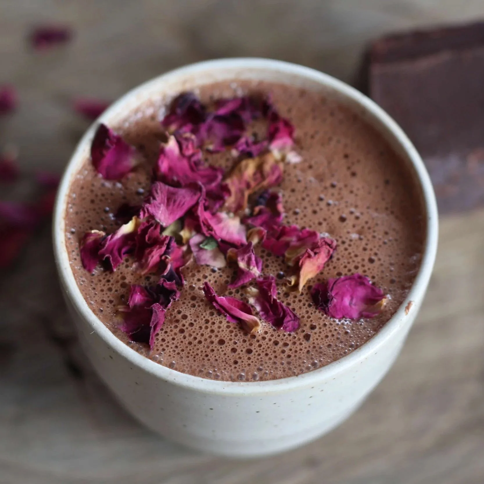 VAICACAO_CEREMONIAL_CACAO_ROSES_302a5373-324c-4f5d-96b8-20b4cbff0834.jpg