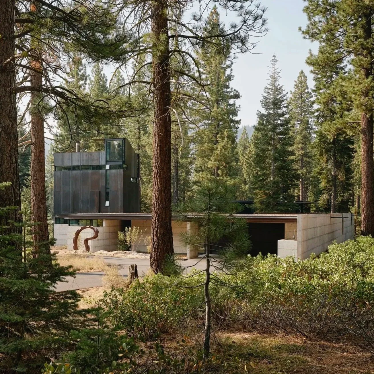 DH Extraordinary houses in the USA.jpg