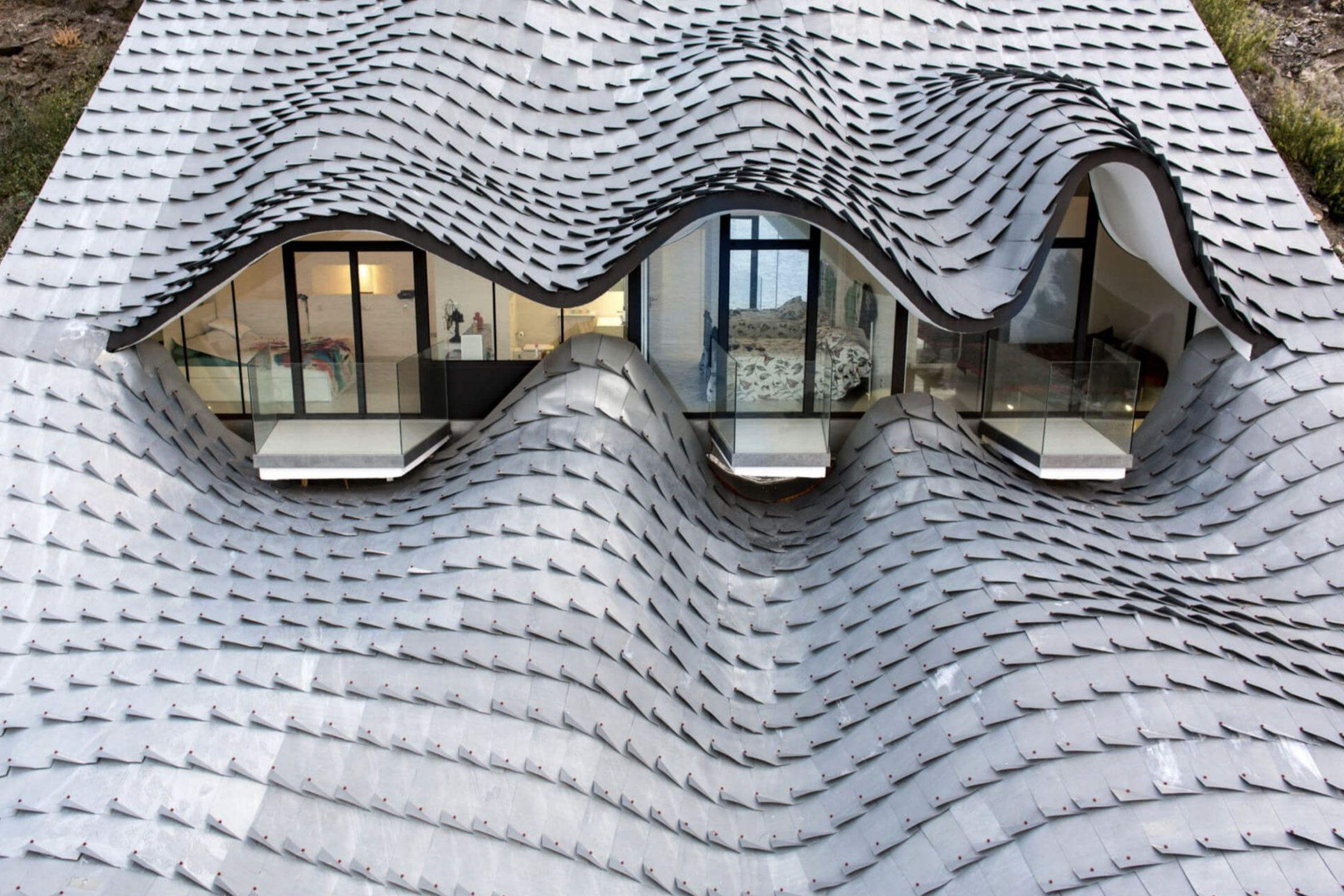 The House on the Cliff. Roof.png