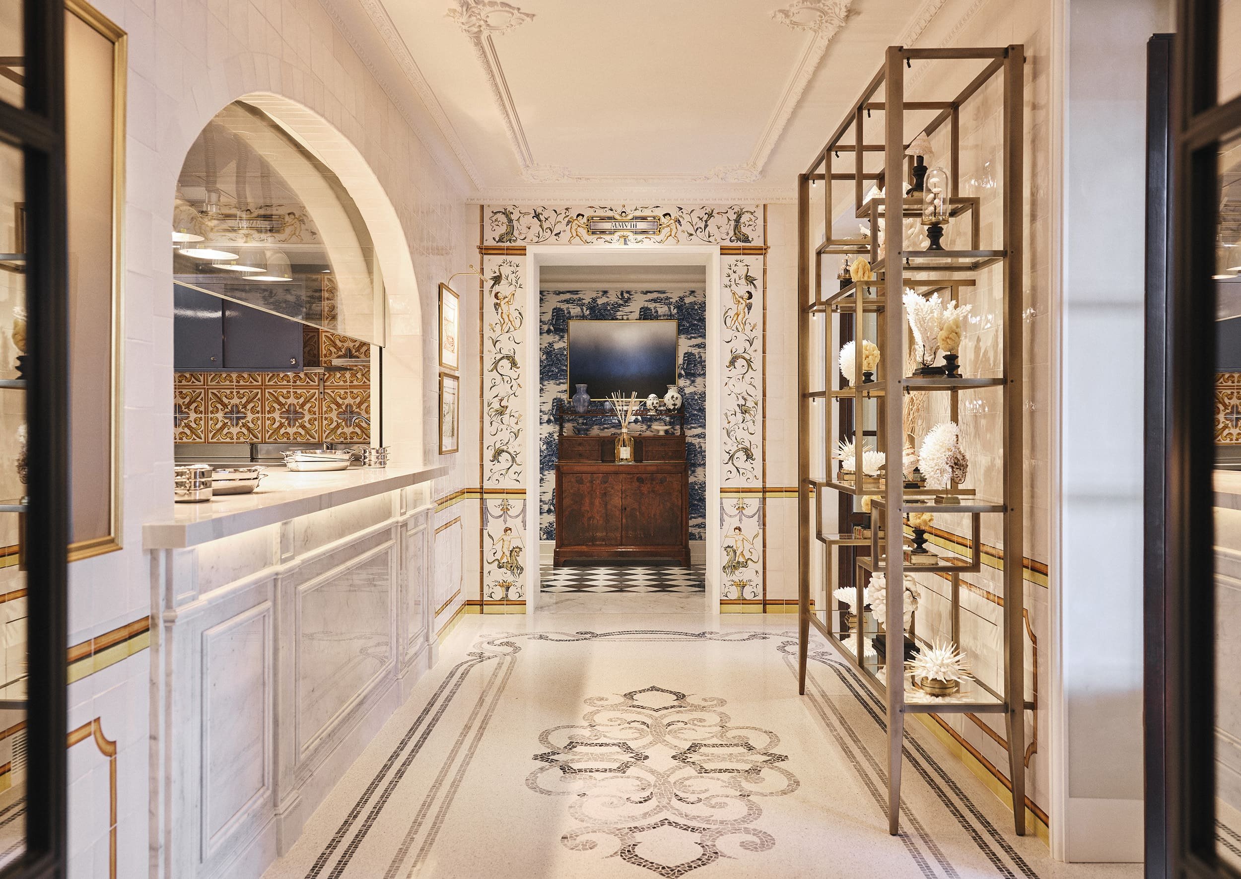 Onde restaurant open kitchen_credit Hospitality Builders.jpg