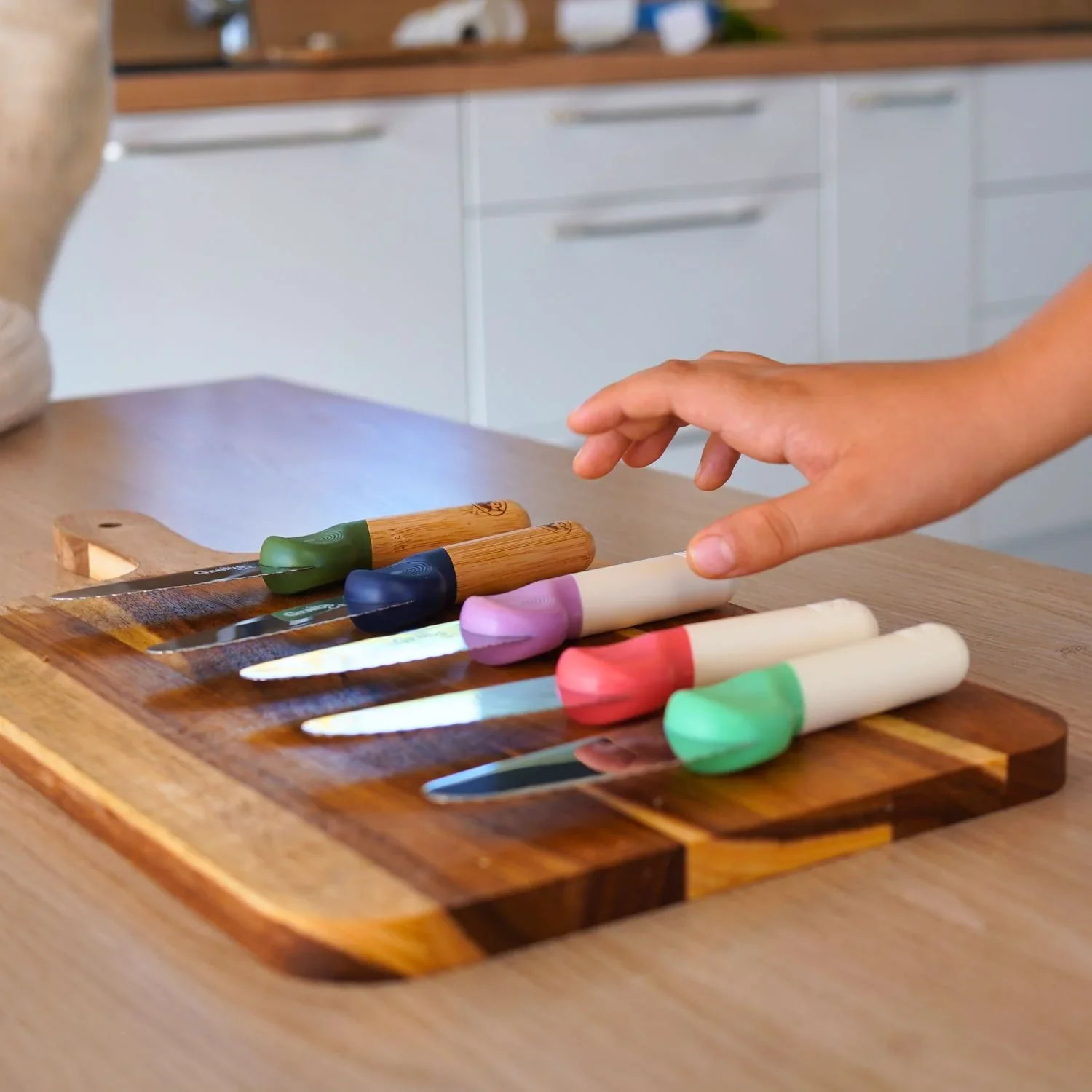 les petits architects knife.webp