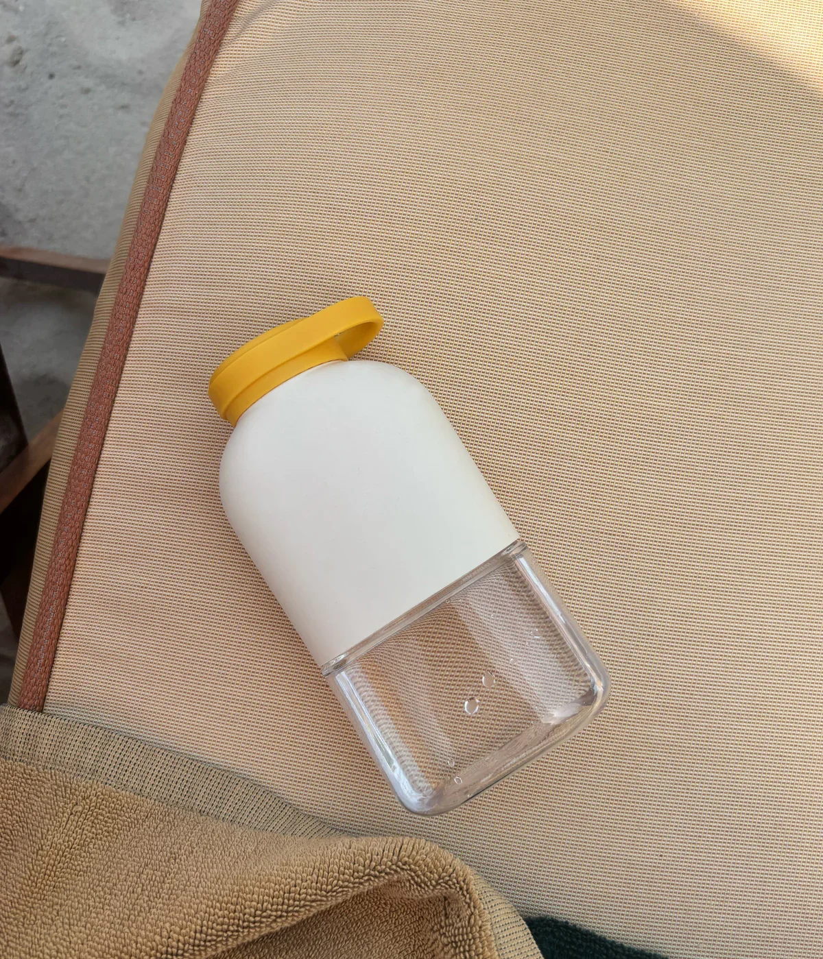 ekobo reusable slim water bottle.webp