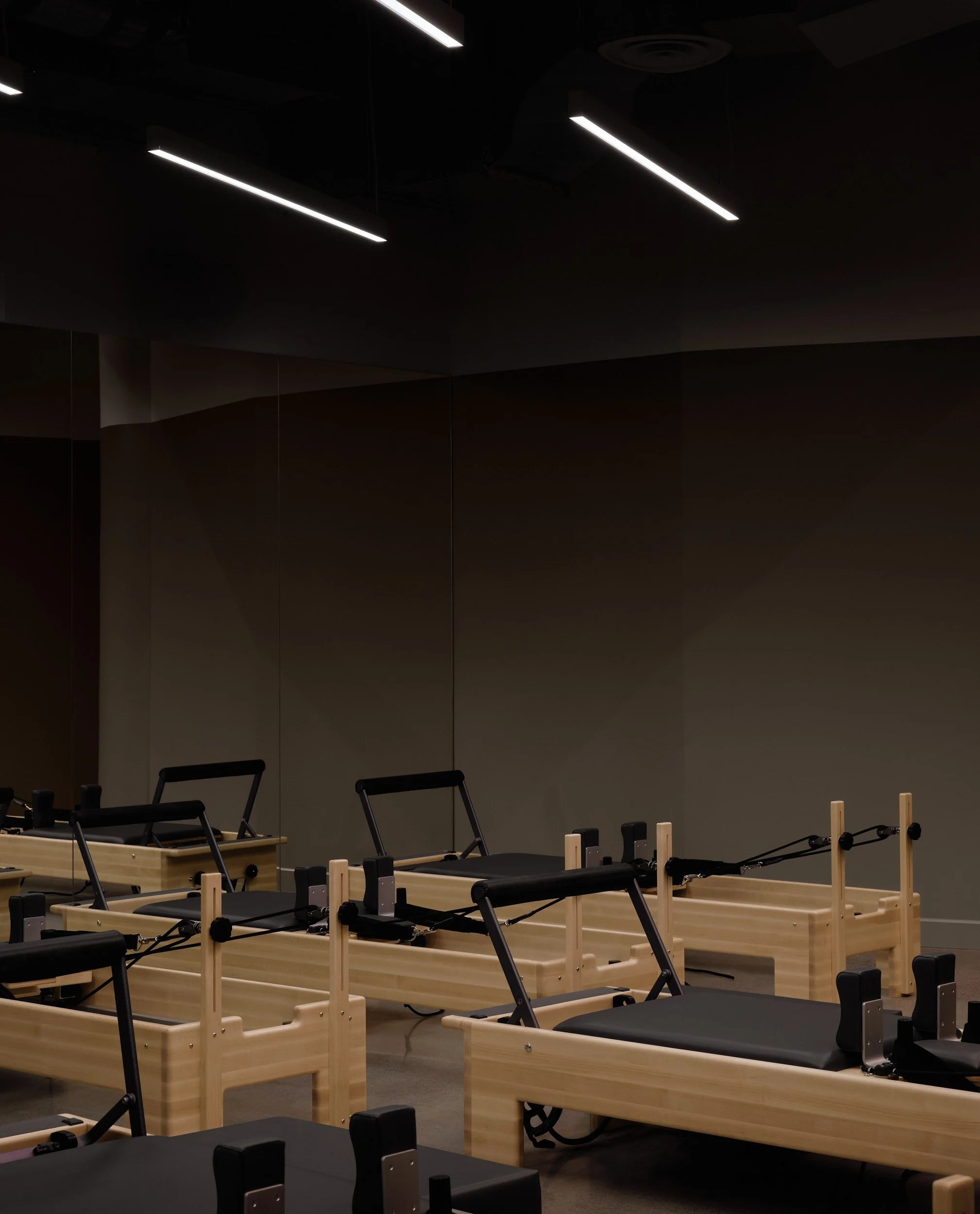 ere-studio-industrial-gym-concrete-interior.jpg