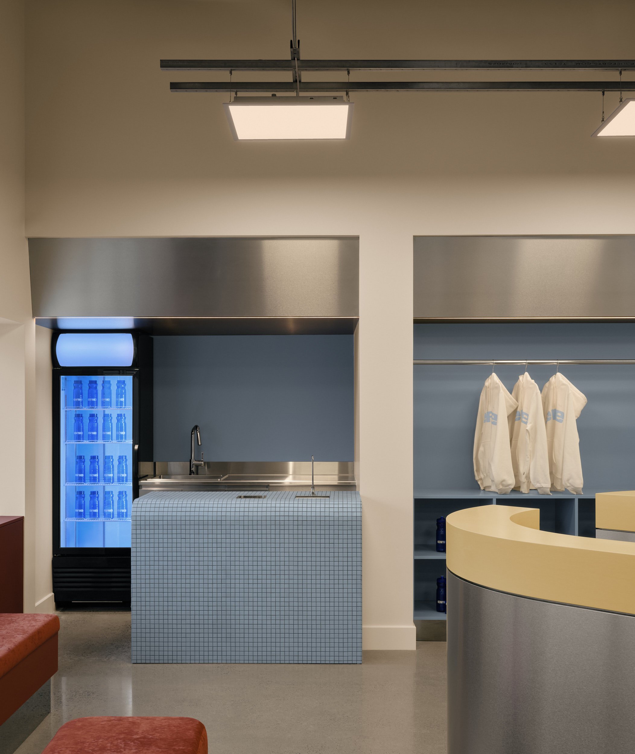 ere-studio-gallery-style-reception-area.jpg