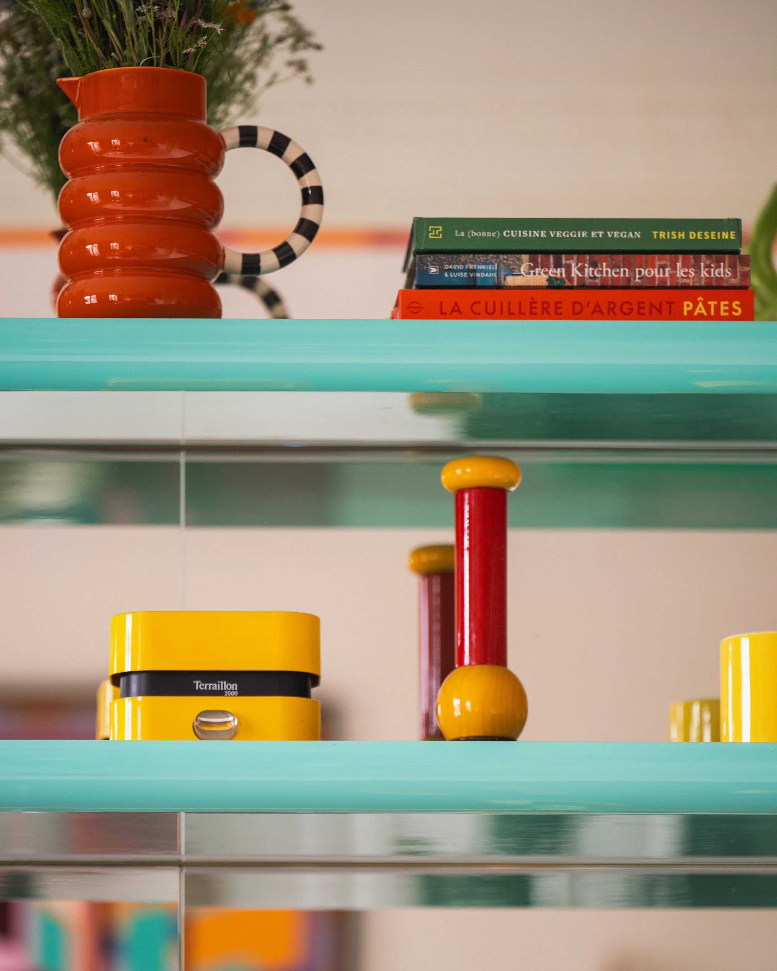 saint-ouen-interior-modern-colour-kitchen.jpg