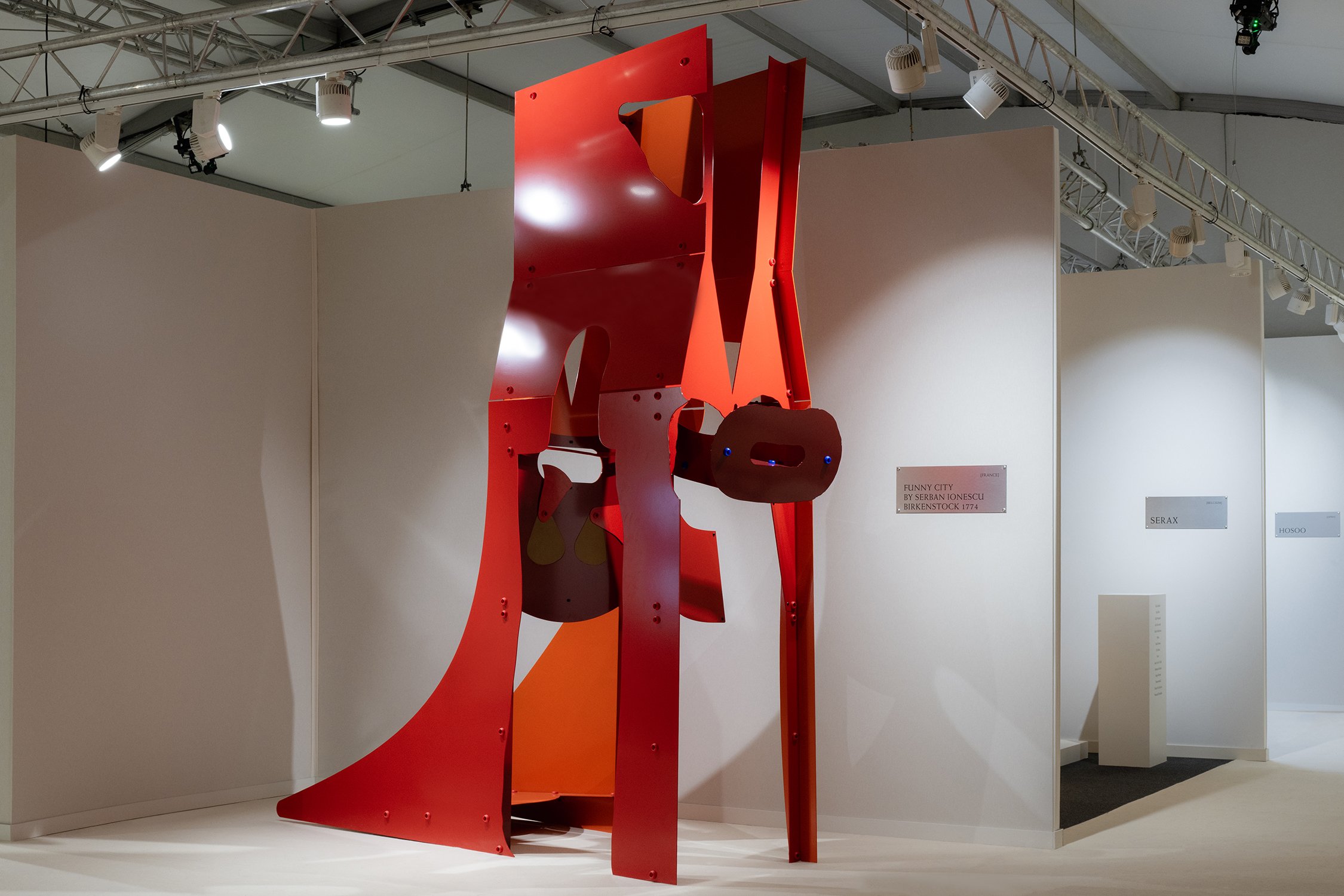 BIRKENSTOCK 1774 – “Turnstile for a Smile”, part of Funny City by Serban Ionescu_MATTER and SHAPE 2026_1_©MickaëlLlorca.jpg