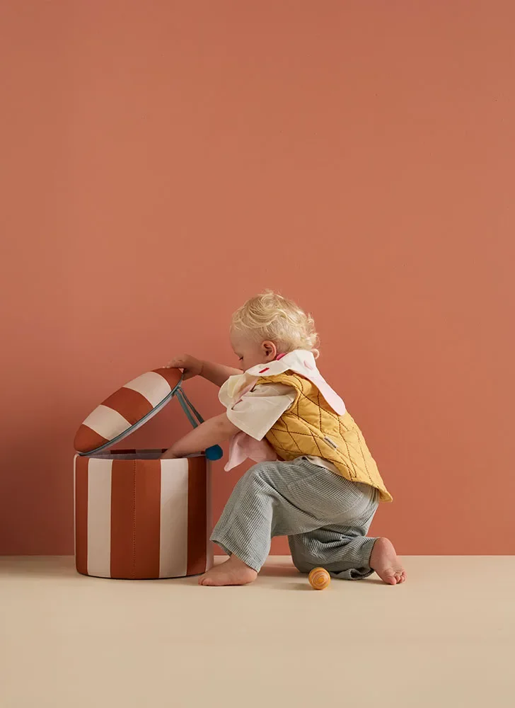 1001072-Ice-cream-1001082-Pouffe-cylinder-EWM_6 SS26_Fill_874x1200_50_50_webp.webp