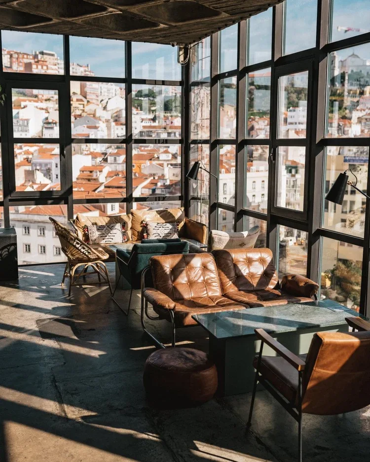 topo-rooftop-lisbon.webp