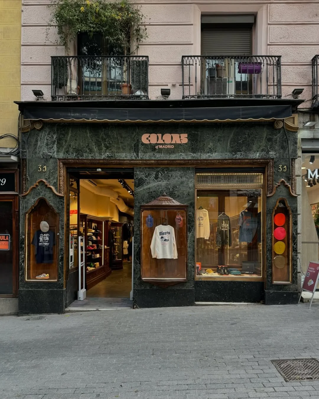 colors madrid store.jpg